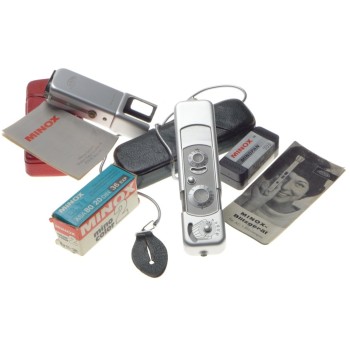 MINOX B spy camera case chain film flash manuals James Bond type clean condition