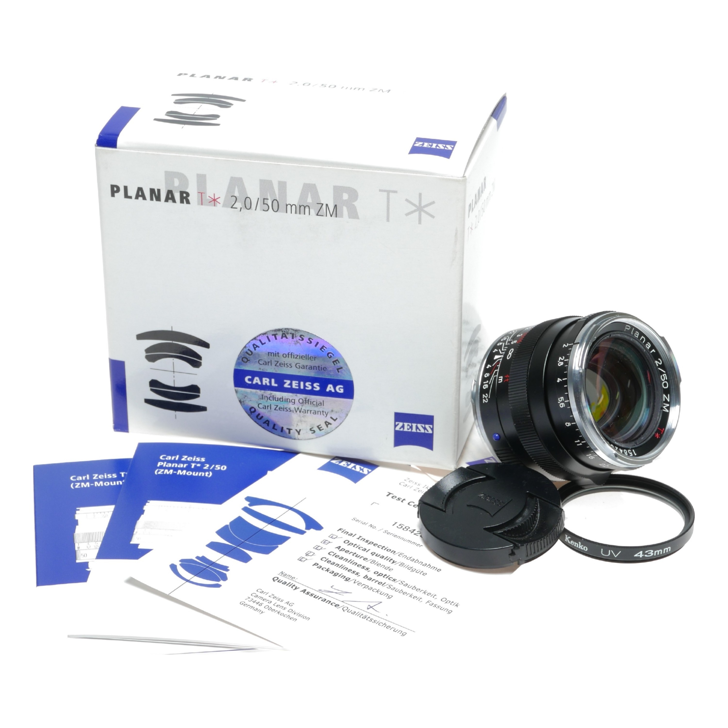Leica M camera lens Zeiss Planar 2/50mm ZM T Excellent condition