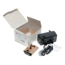 Leica charging unit for Leica M8 digital camera charger 14463 boxed
