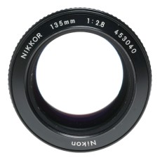 Nikkor 135mm 1:2.8 Nikon tele lens 2.8/135 Vintage SLR optics