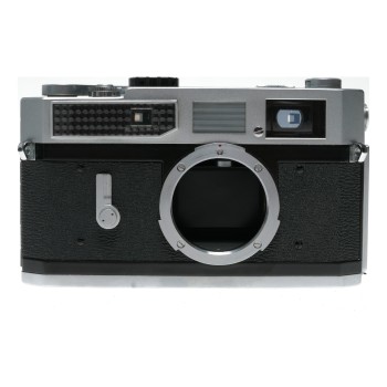 Canon chrome Model 7 antique 35mm film camera rangefinder with case