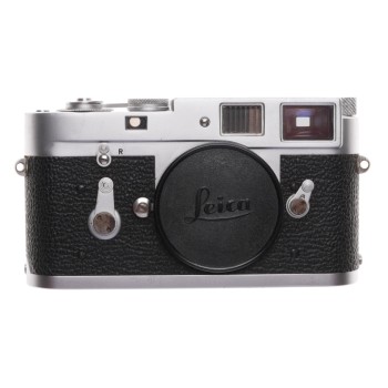 M2 Leica Rangefinder 35mm film vintage Camera body chrome with Manual #1069999