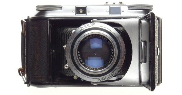 VOIGTLANDER BESSA II Camera Color-Heliar 3.5/10.5cm Lens f=105mm Compur  90/119-1