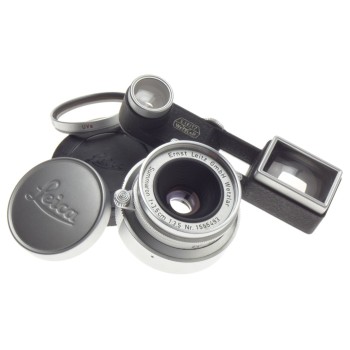 JUST SERVICED LEICA-M SUMMARON 1:3.5/3.5cm CAMERA LENS UVa CAPS GOGGLES 3.5/35mm