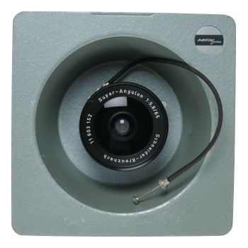 Schneider Kreuznach Super-Angulon 1:5.6/65 camera lens Arca-Swiss lens board