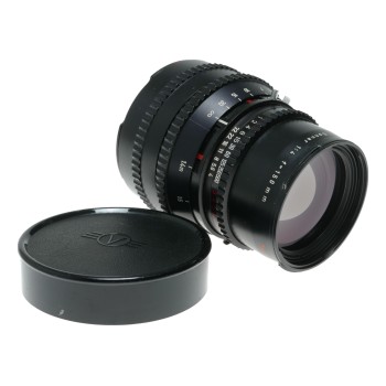 Carl Zeiss 1:4 150mm Sonnar T Hasselblad prime telephoto lens Synchro Compur