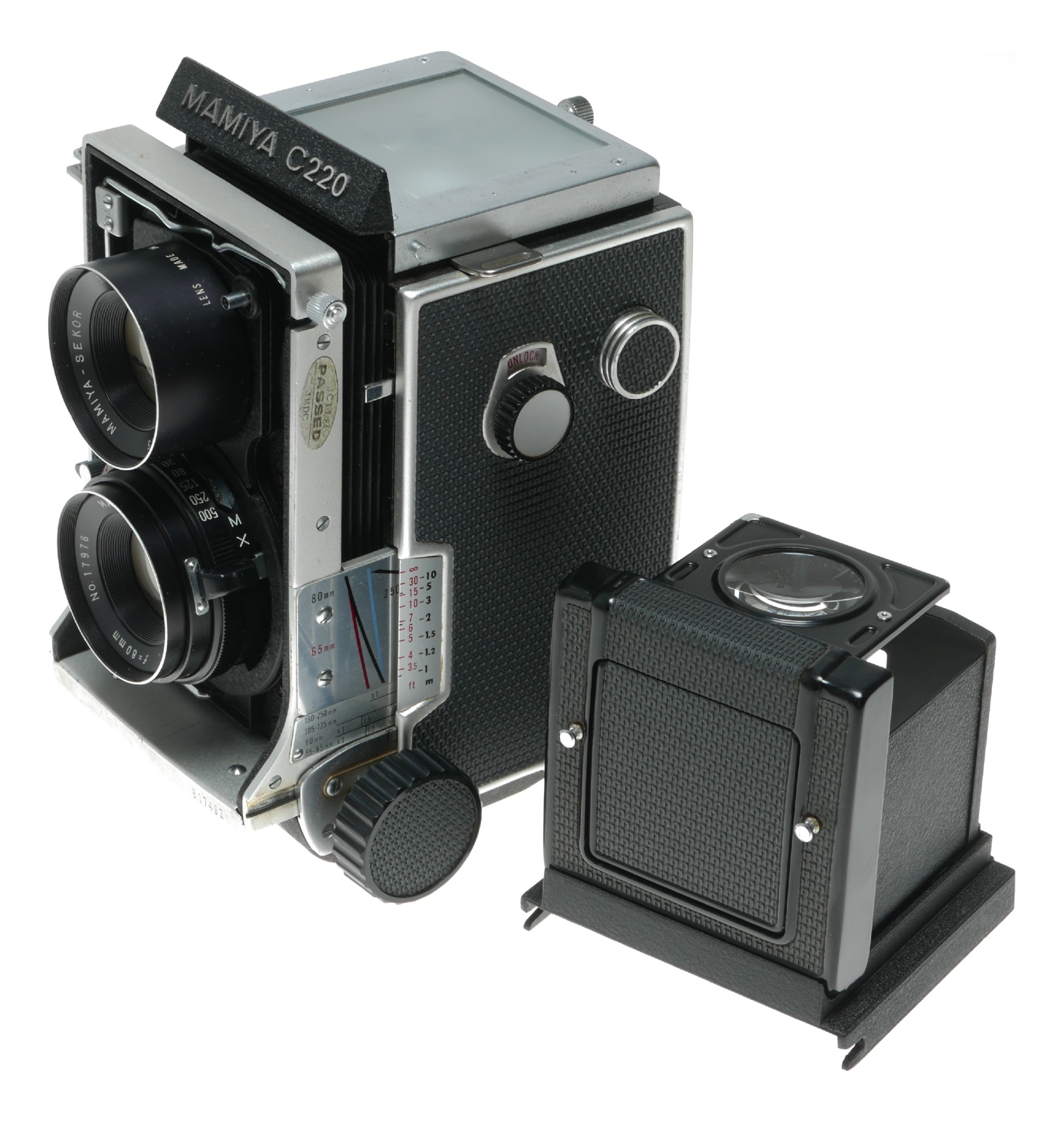 Mamiya C220 Professional TLR film camera medium format 3.7/80mm